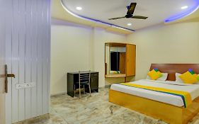 Shree Laxmi Palace 3*